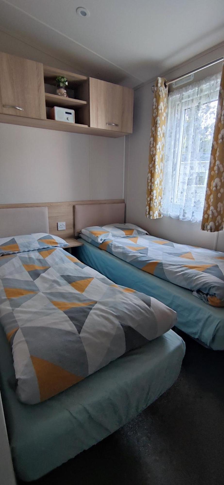 Billing Aquadrome Northampton, Royale Poplar Km12 Apartment Bilik gambar